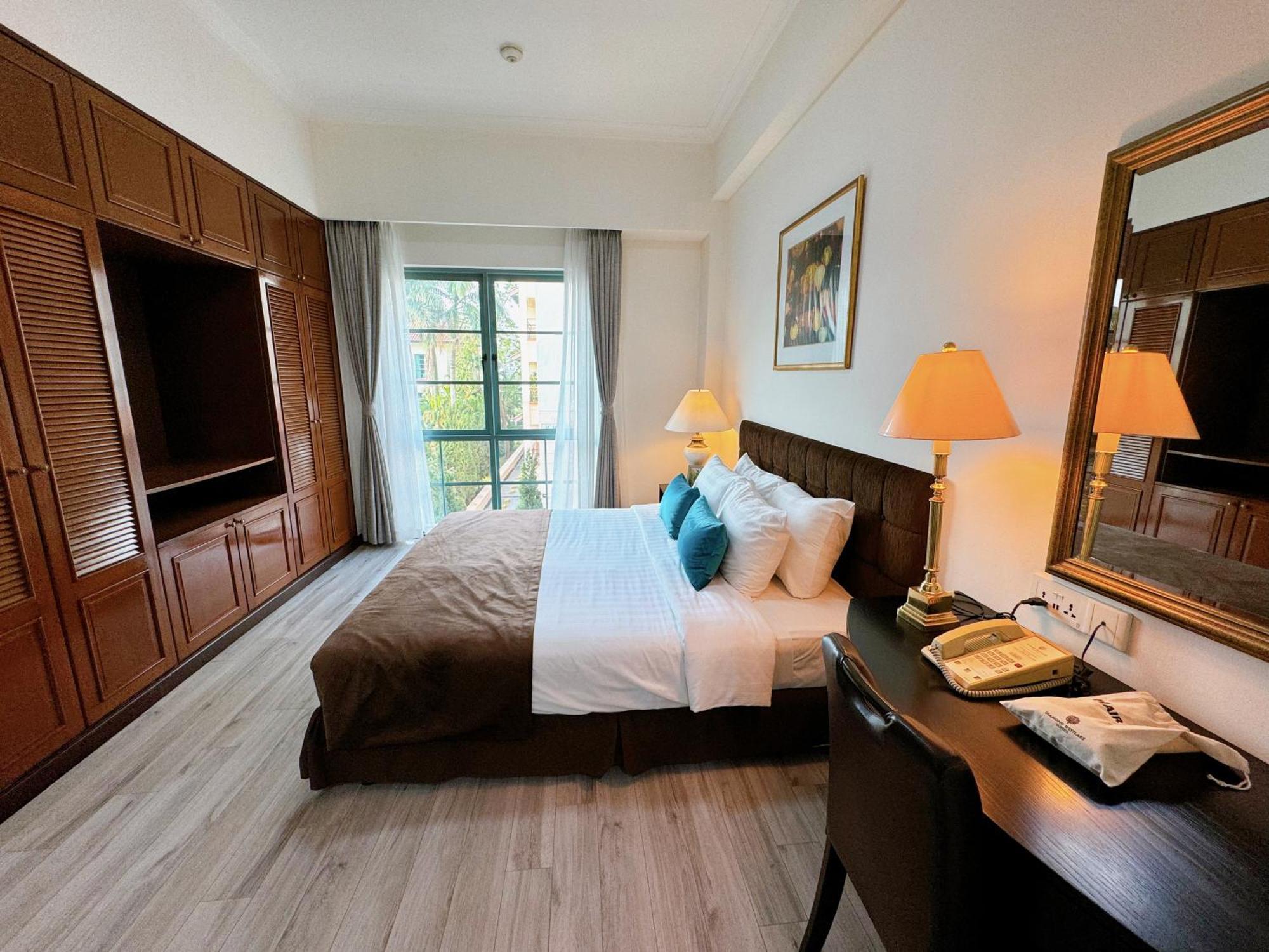 Diamond Westlake Suites Ханой Екстериор снимка